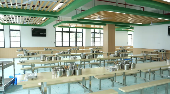 澧源镇第一小学新食堂竣工投用 学生吃上“开学第一餐”